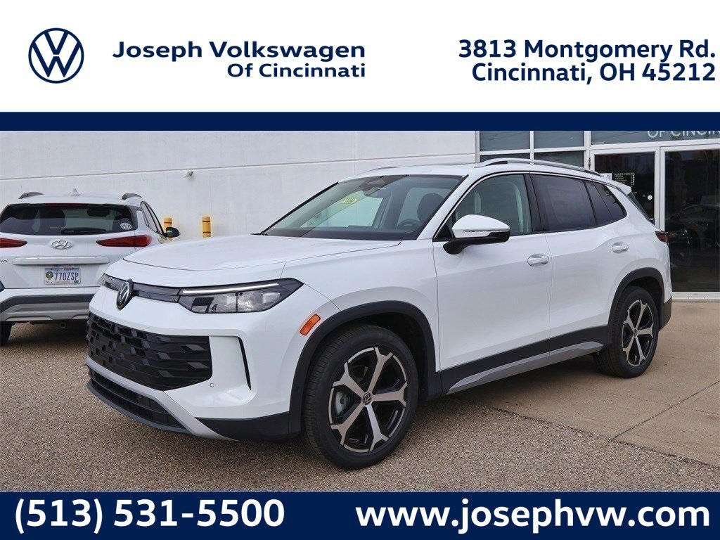 2026 Volkswagen Tiguan SE's photo