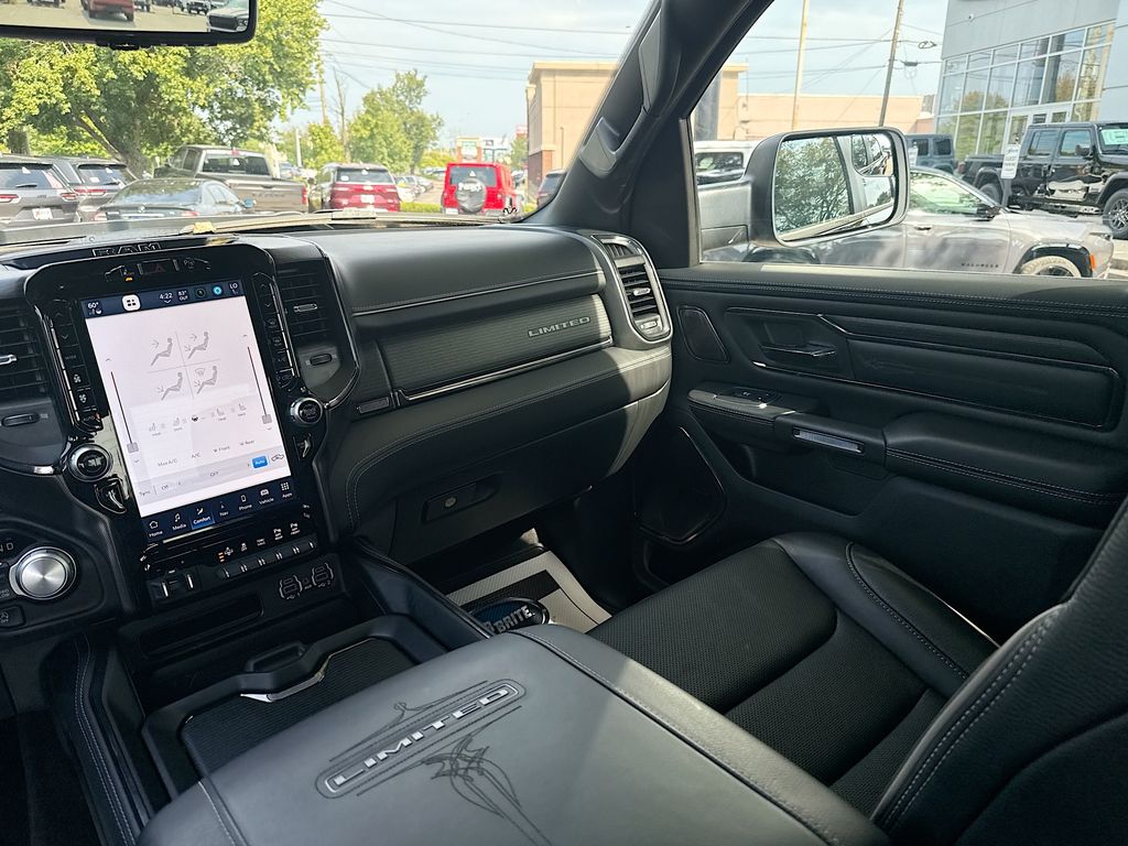 2023 Ram 1500 Limited photo 23