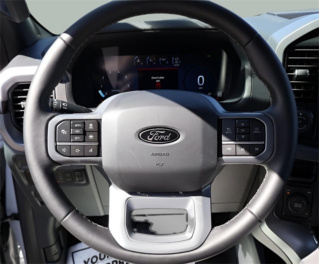 2025 Ford F-150 XLT photo 18