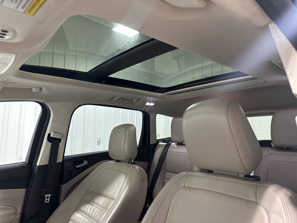 2019 Ford Escape Titanium photo 20