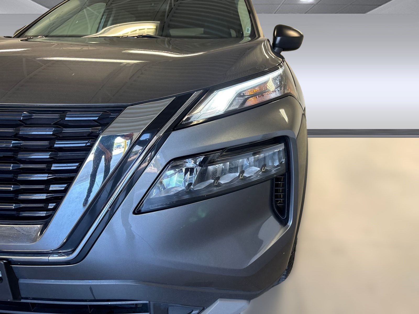 2023 Nissan Rogue S photo 9