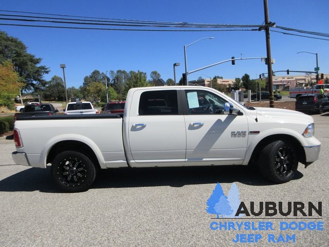 2018 Ram 1500 Laramie photo 2