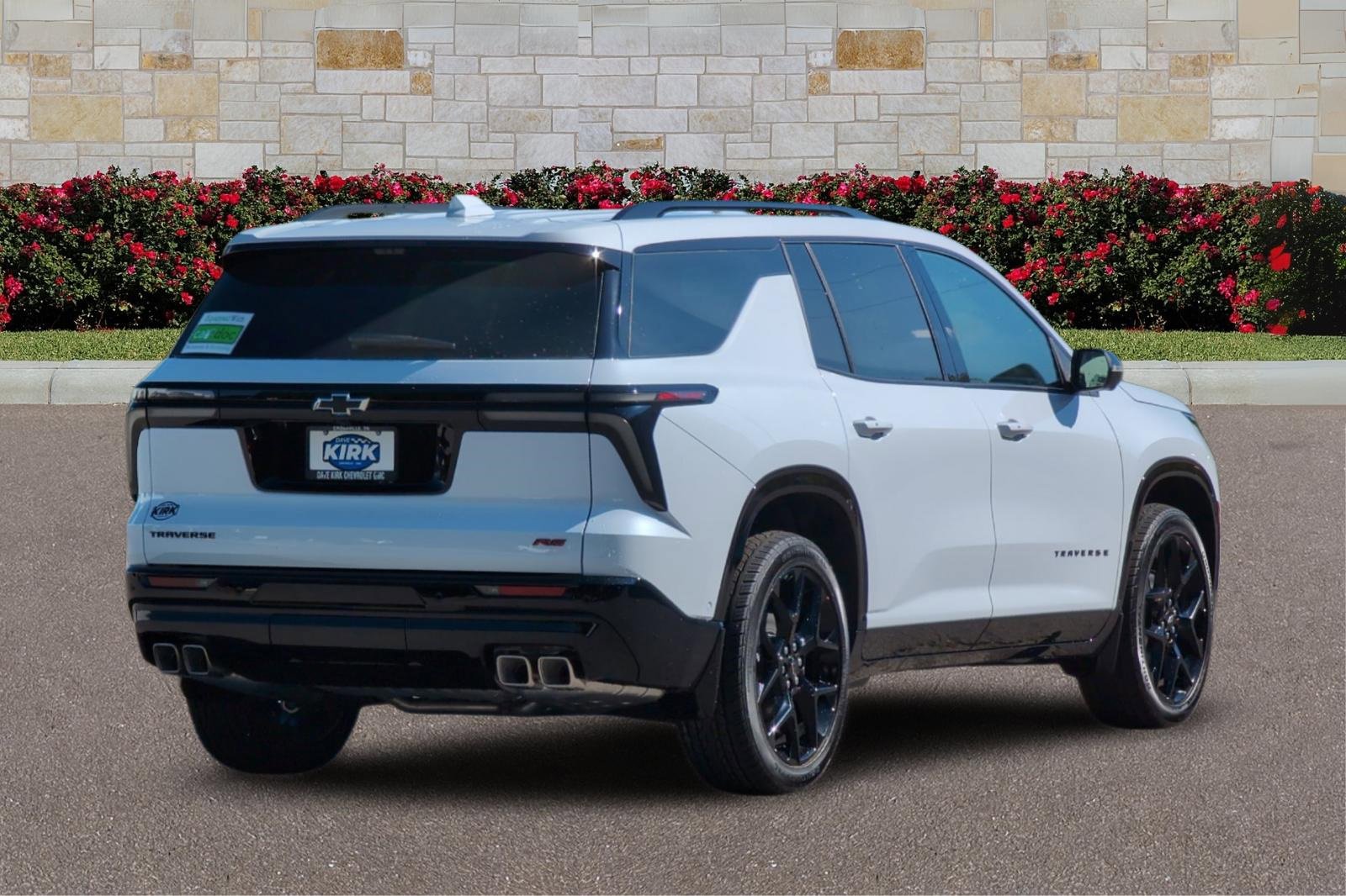 2026 Chevrolet Traverse RS photo 2