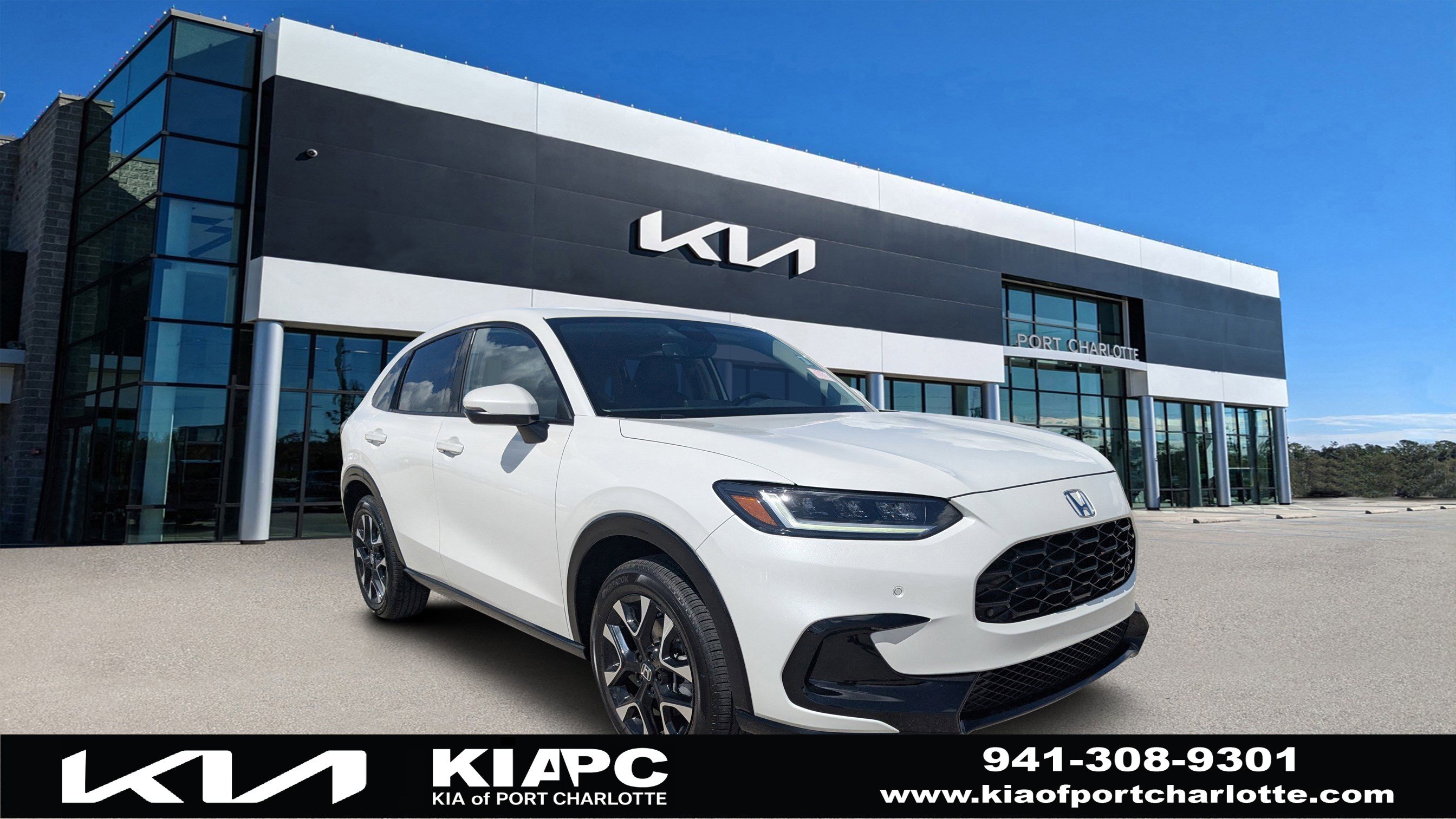 2026 Honda HR-V EX-L's photo