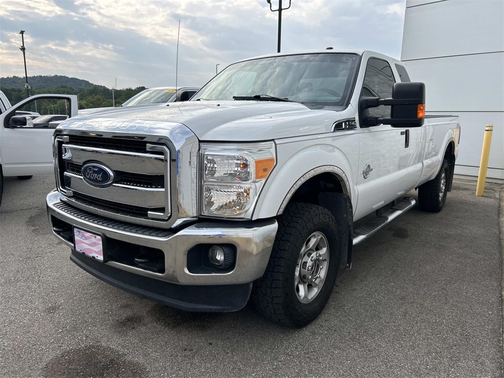 2015 Ford F-250 XLT photo 2