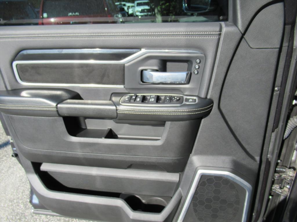 2021 Ram 3500 Laramie photo 24