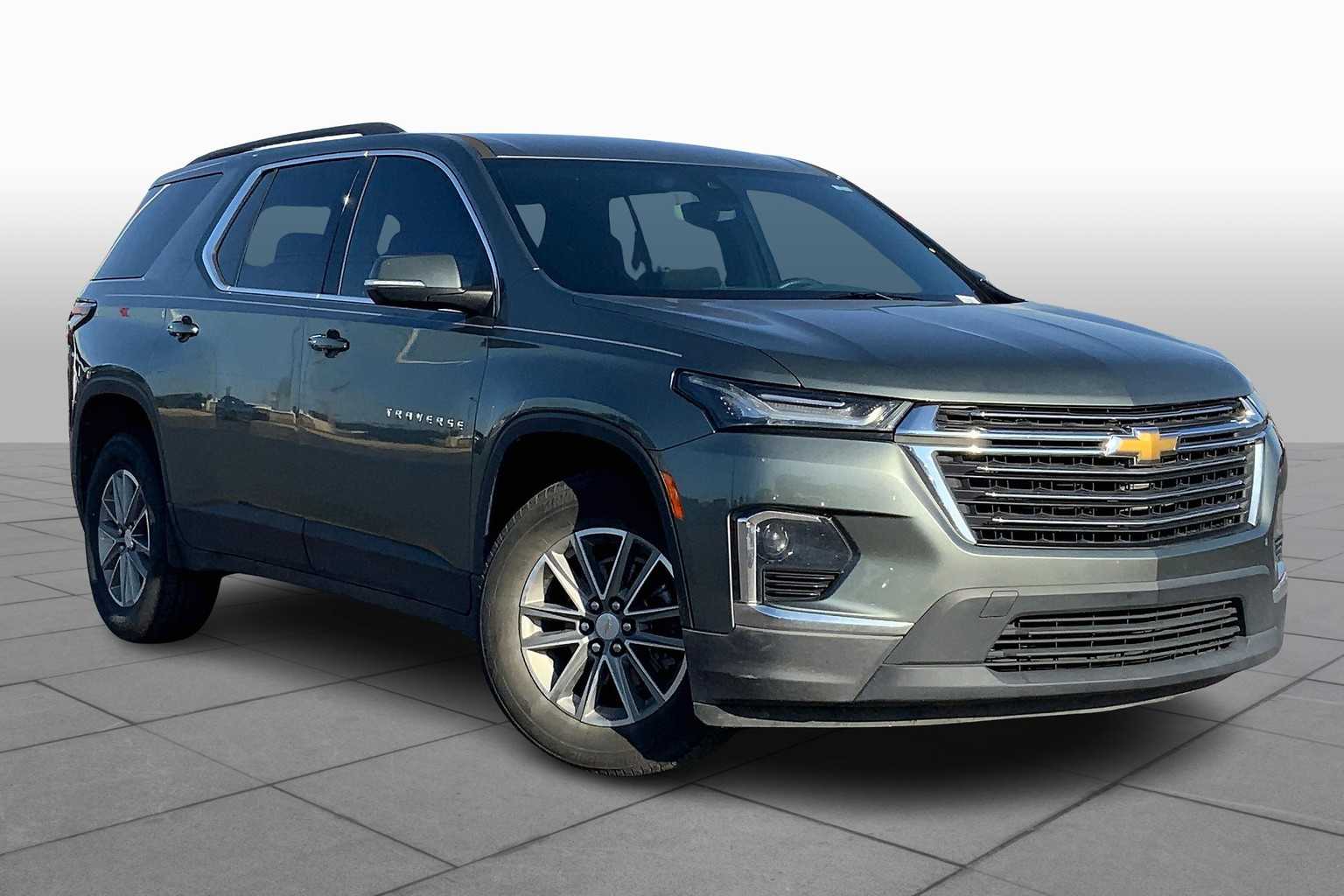 2023 Chevrolet Traverse Cloth photo 2