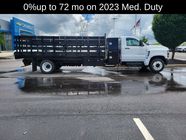 2023 Chevrolet Silverado 6500HD Work Truck photo 2