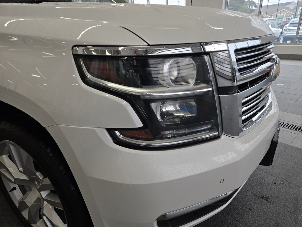 2017 Chevrolet Suburban Premier photo 5
