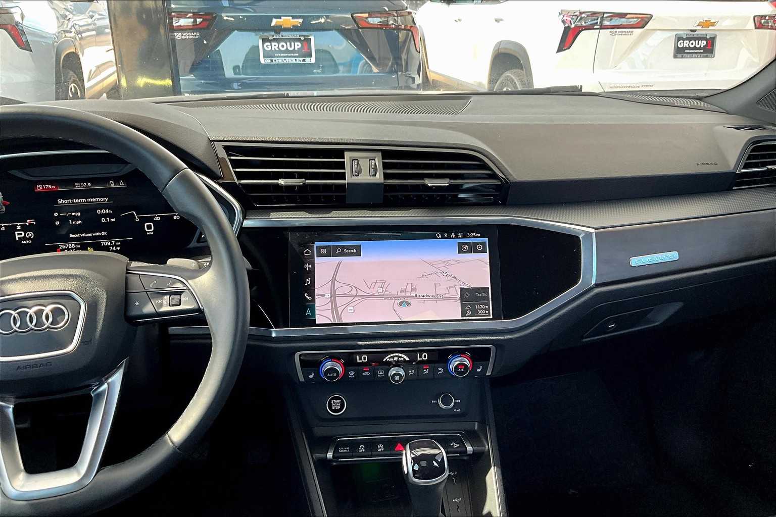 2023 Audi Q3 S line Premium Plus photo 5
