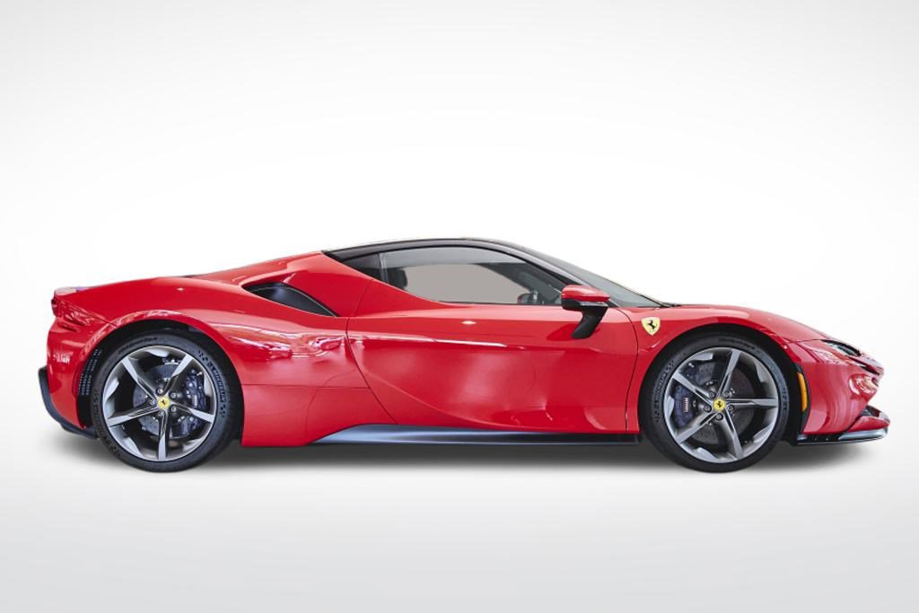 2022 Ferrari SF90 Stradale photo 6