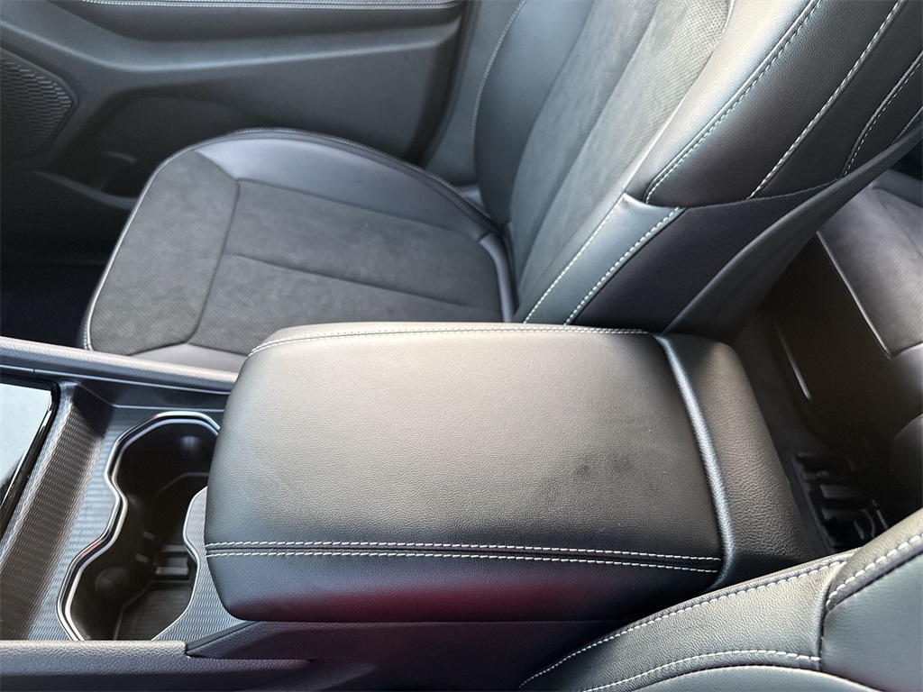 2025 Jeep Grand Cherokee Altitude photo 19