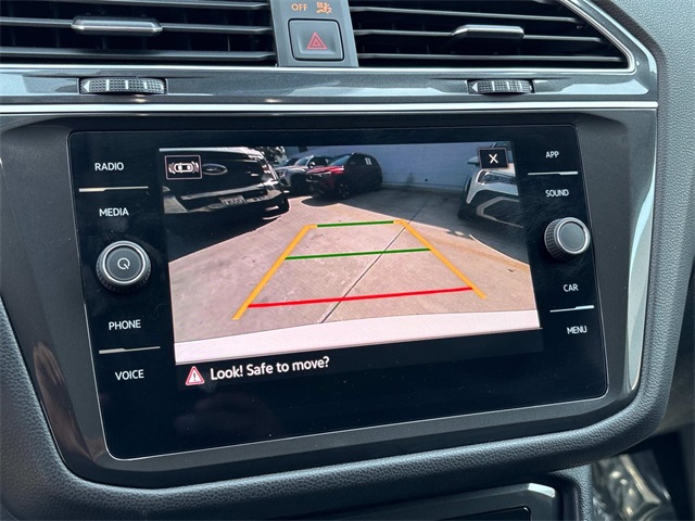 2024 Volkswagen Tiguan SE photo 14