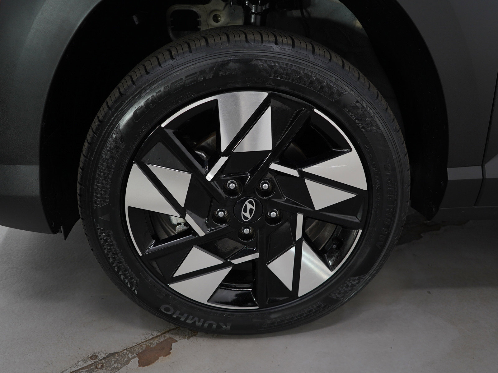 2024 Hyundai Kona SEL photo 27