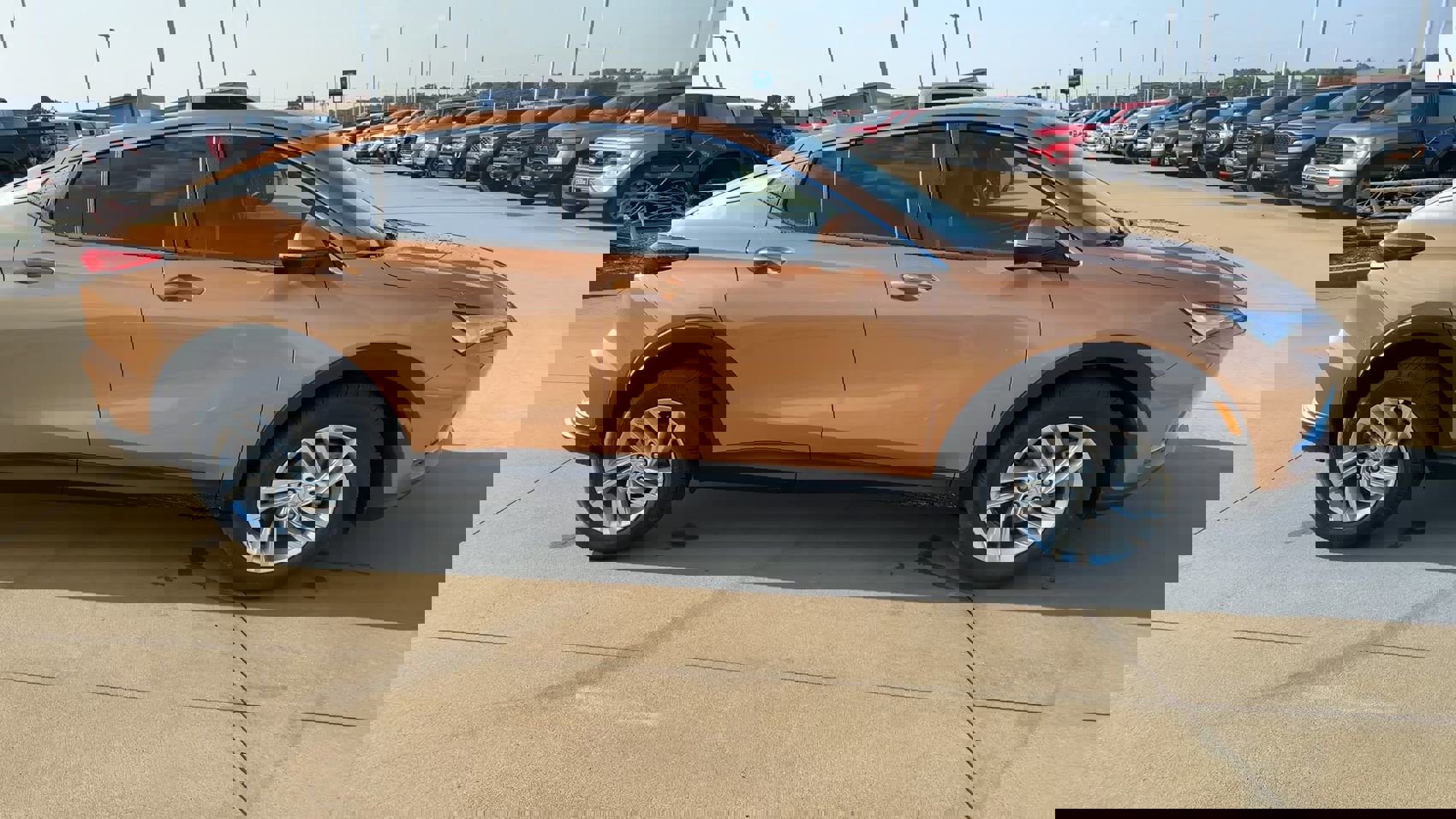 2025 Buick Envista Preferred photo 2