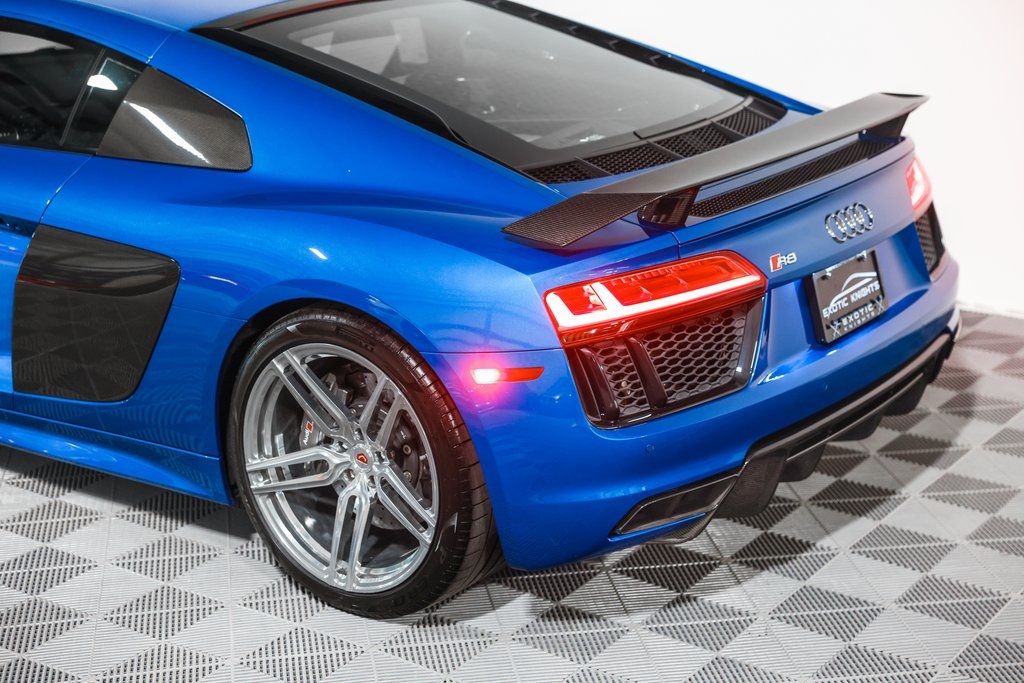 2017 Audi R8 5.2 V10 Plus Coupe photo 15
