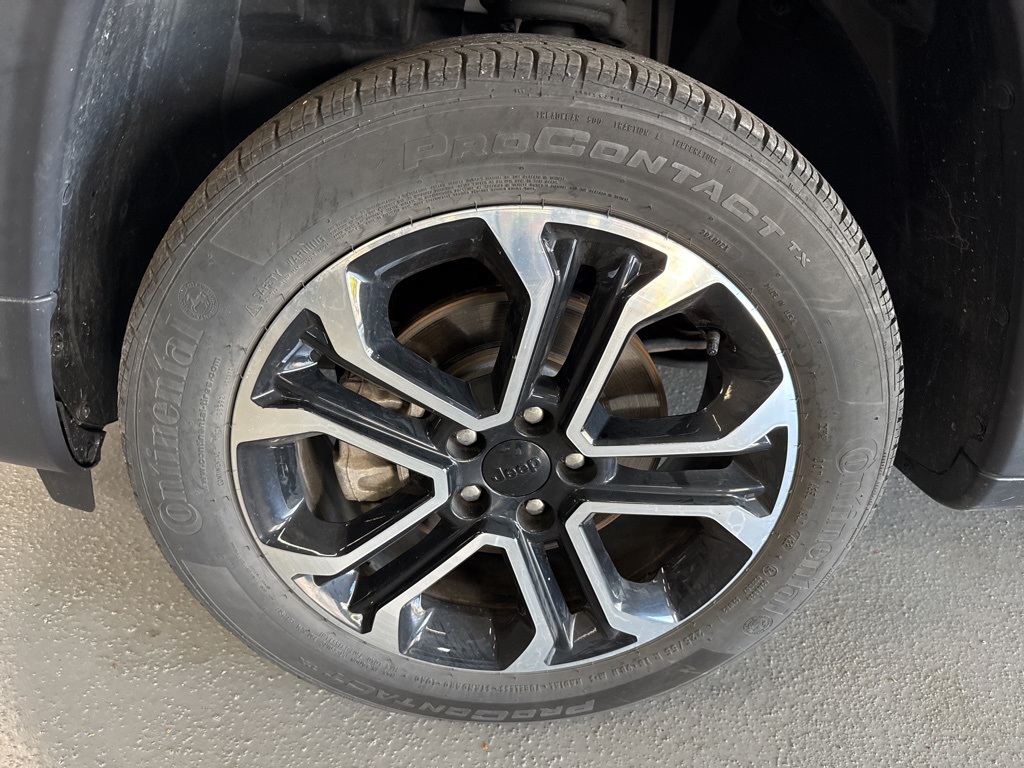 2022 Jeep Compass Limited photo 2