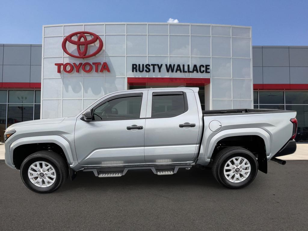 2024 Toyota Tacoma SR's photo