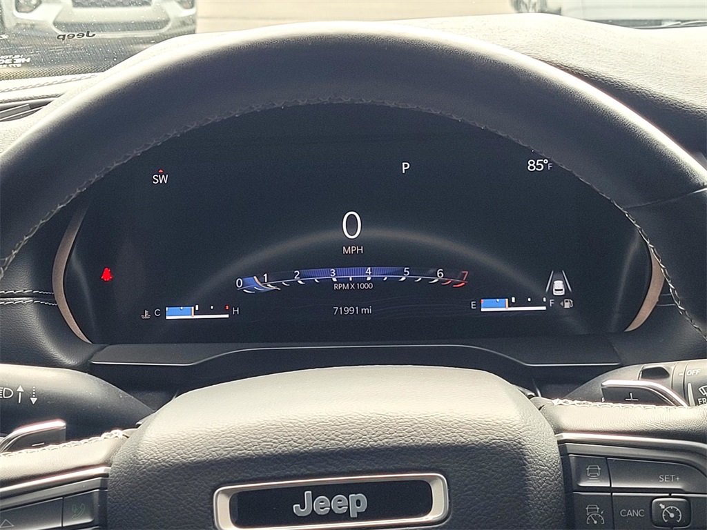 2022 Jeep Grand Cherokee Altitude photo 24