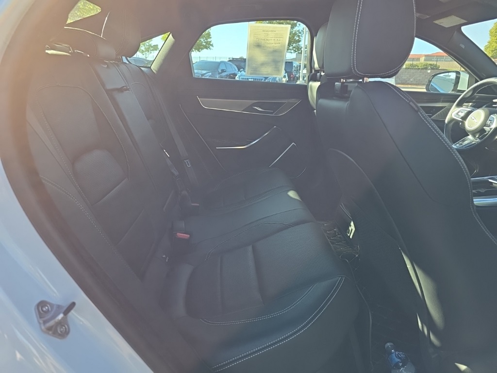 2021 Jaguar XF R-Dynamic SE photo 19