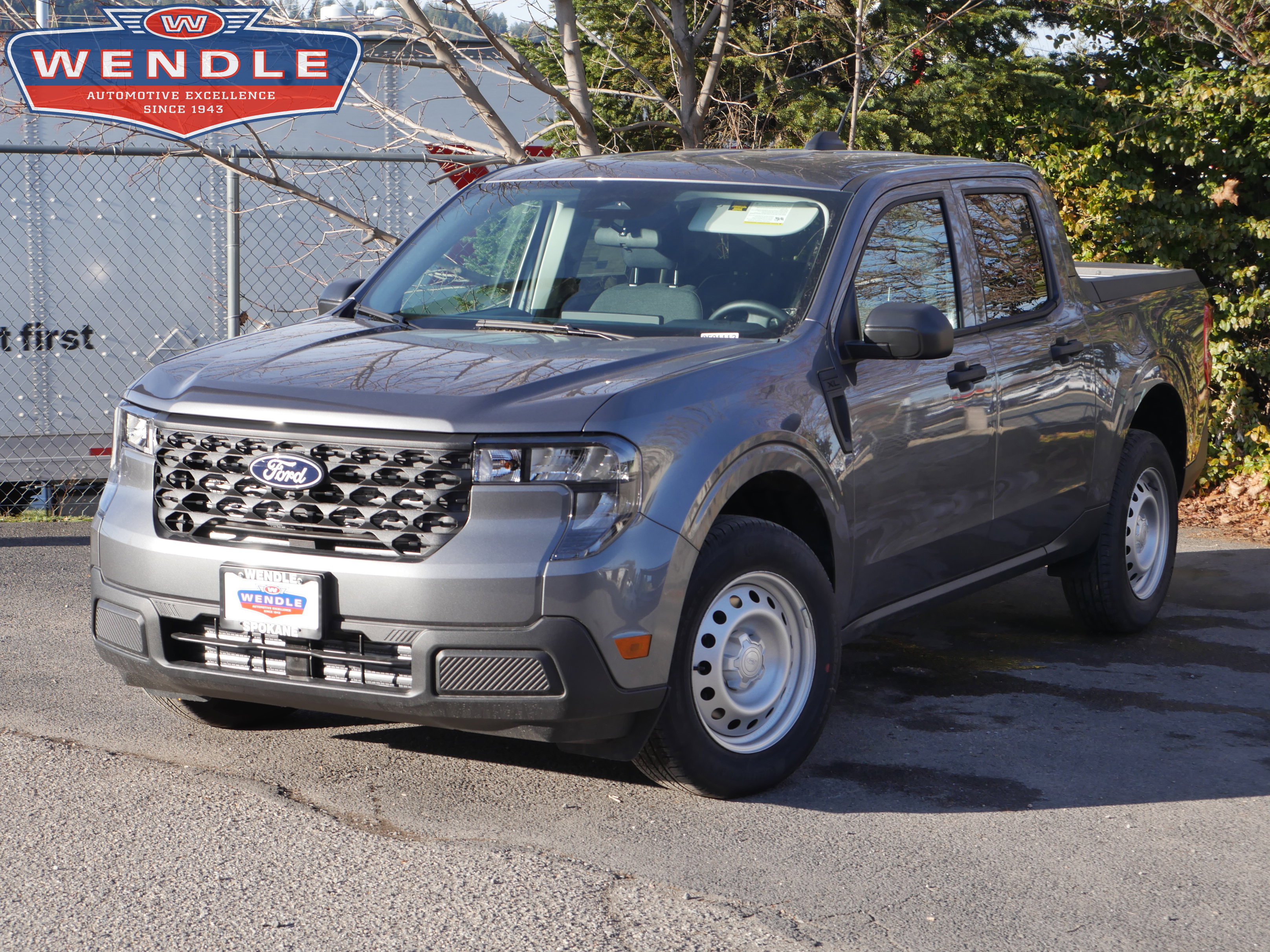 2025 Ford Maverick XL's photo