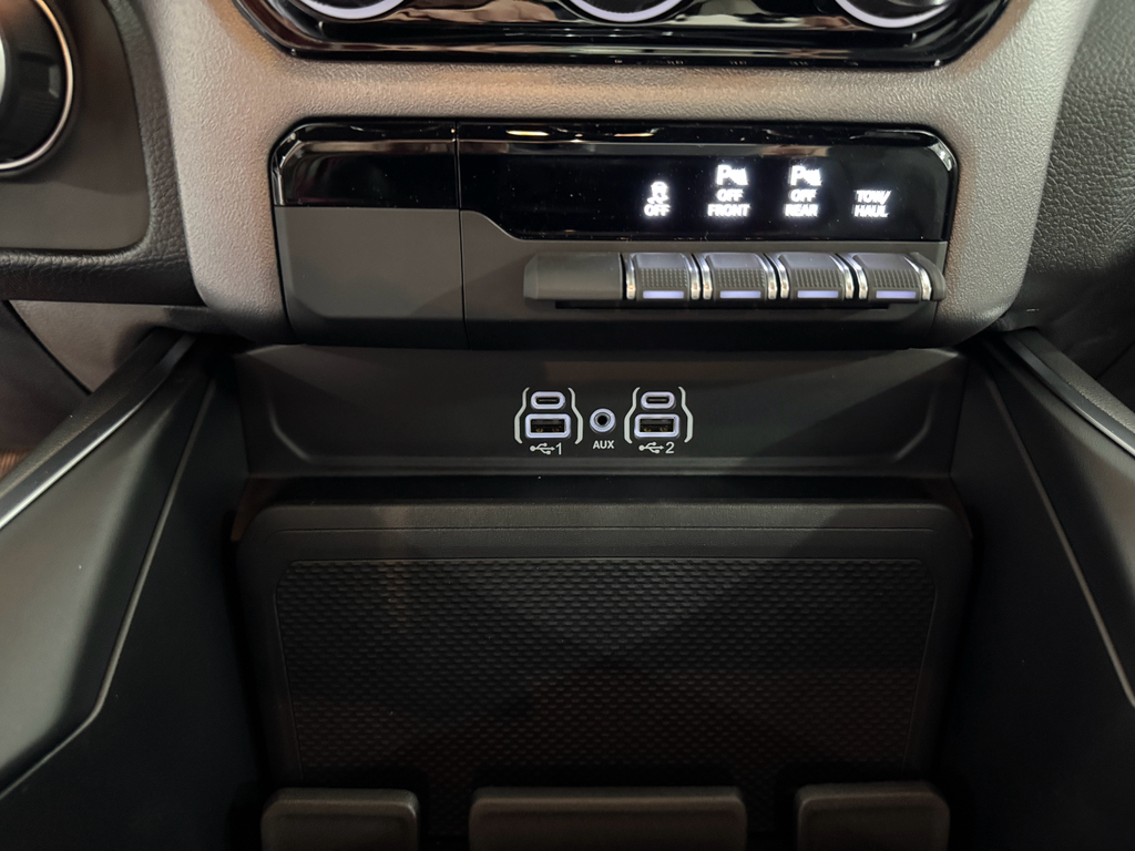 2026 Ram 1500 Big Horn photo 31