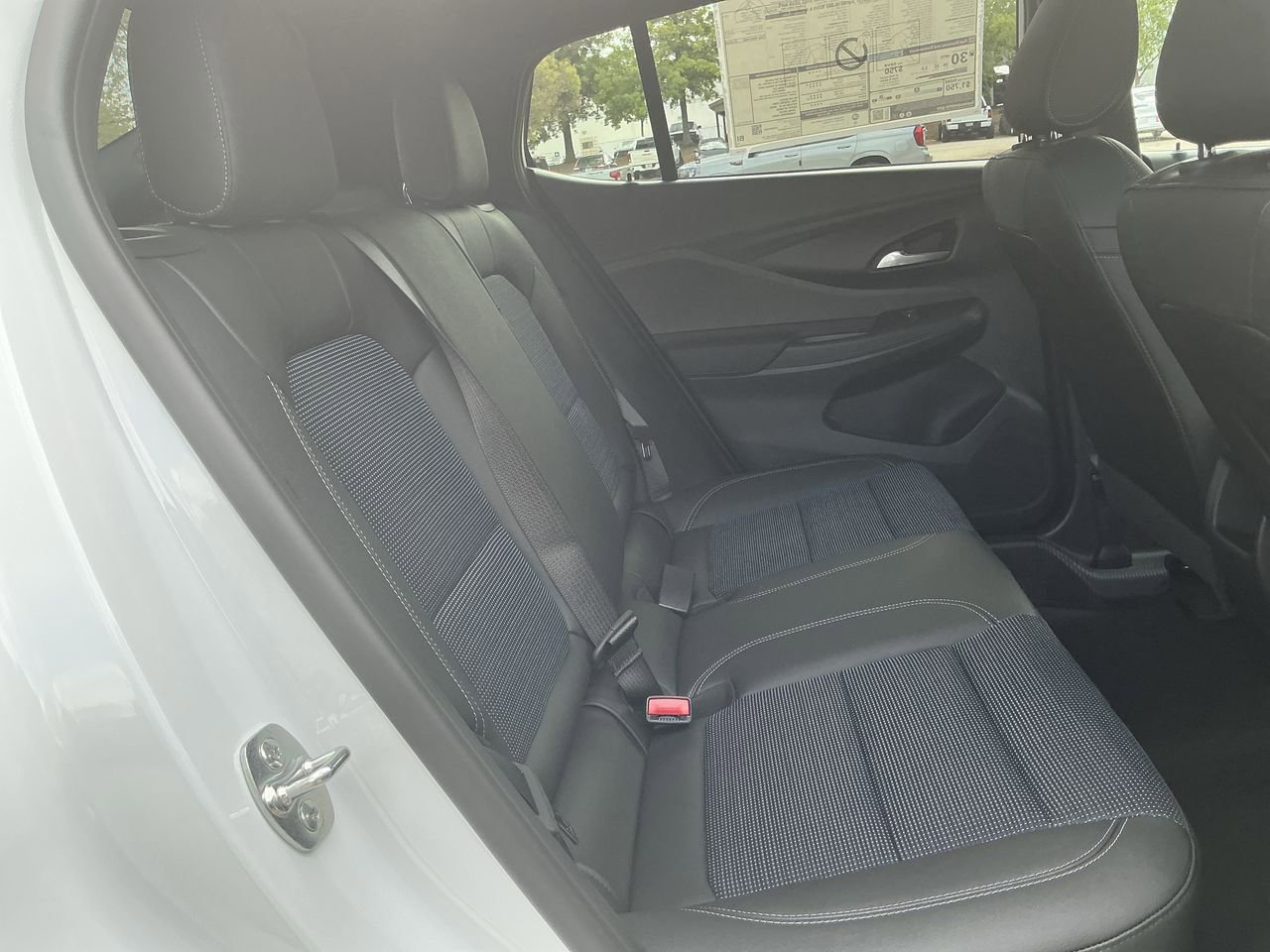 2025 Buick Envista Preferred photo 21