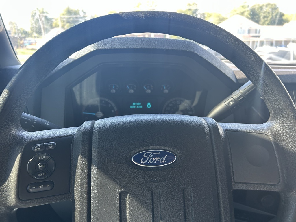 2013 Ford F-250 photo 16