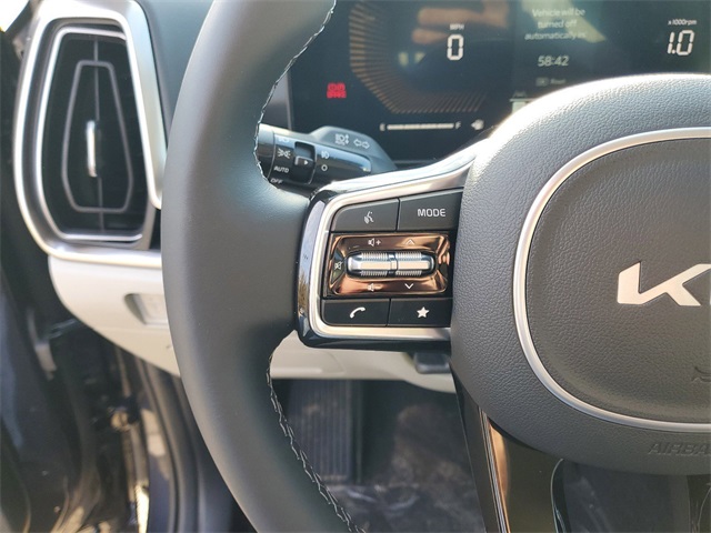 2025 Kia Sorento EX photo 11