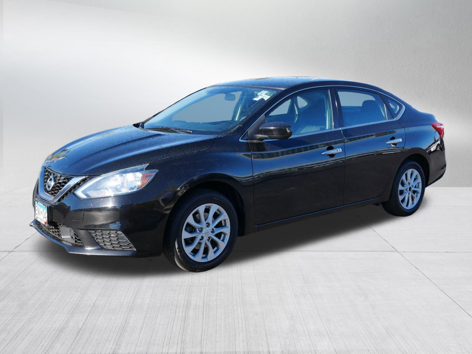 2018 Nissan Sentra SV photo 2