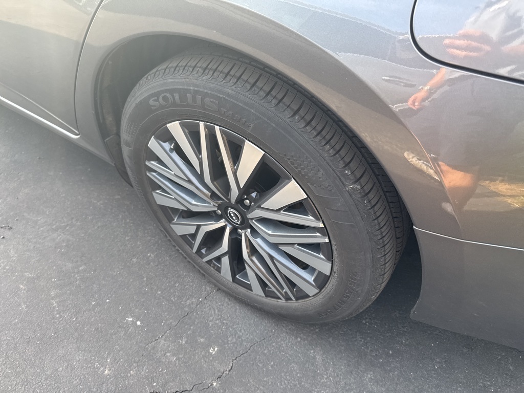 2024 Nissan Altima 2.5 SV photo 12