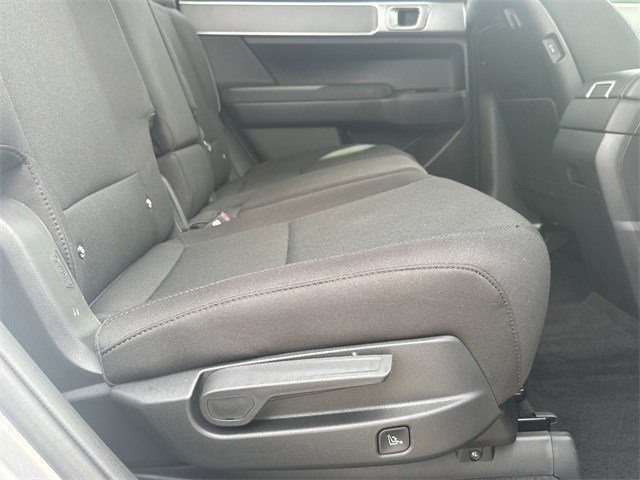 2025 Hyundai Santa Fe SE photo 14