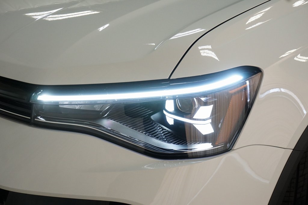 2025 Volkswagen Taos S photo 22