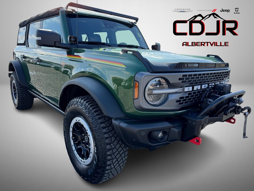 2023 Ford Bronco 4-Door Badlands's photo