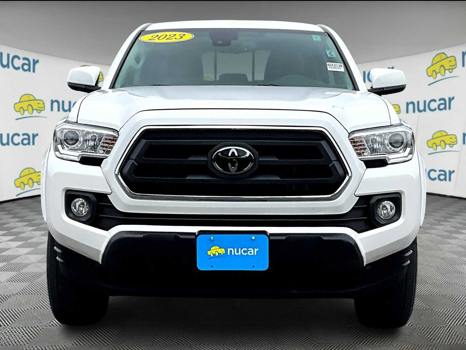 2023 Toyota Tacoma SR5 photo 2
