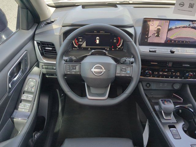 2025 Nissan Rogue Platinum photo 16