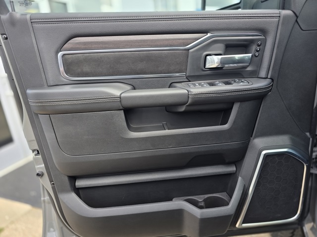 2026 Ram 2500 Laramie photo 20