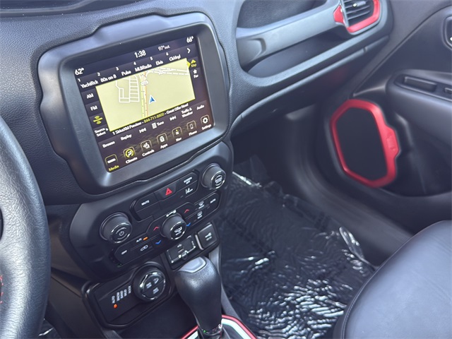 2022 Jeep Renegade Trailhawk photo 19