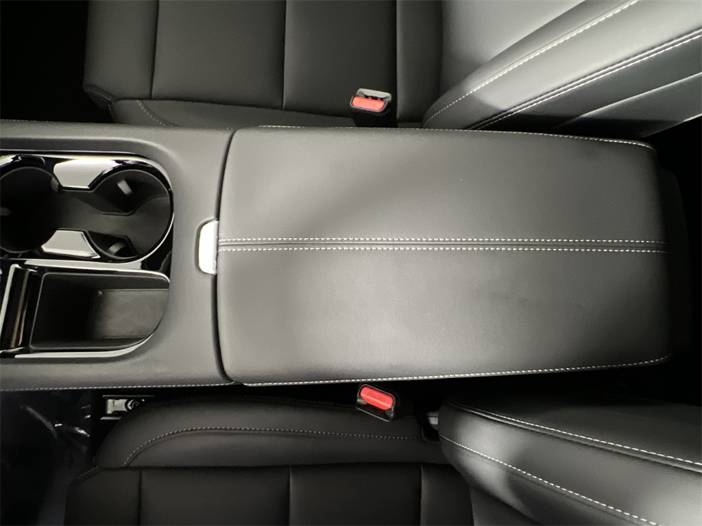 2025 Nissan Murano SL photo 22