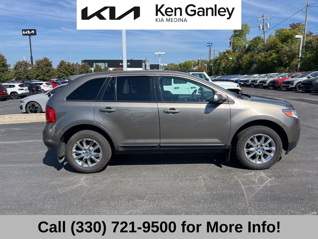 2014 Ford Edge SEL photo 2