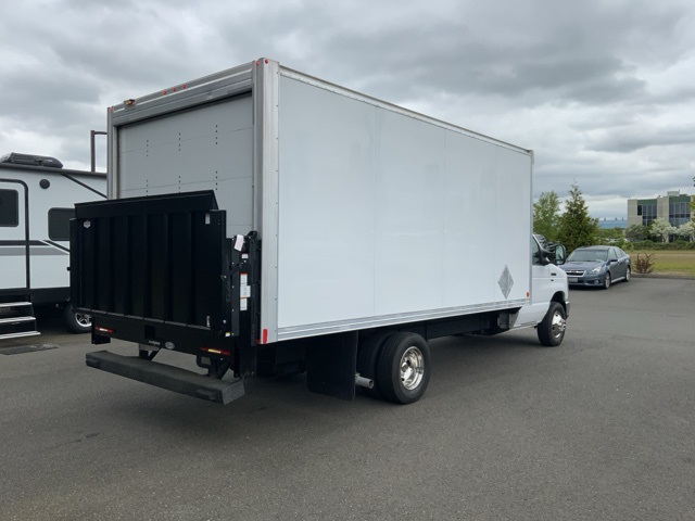 2019 Ford E-450 photo 4