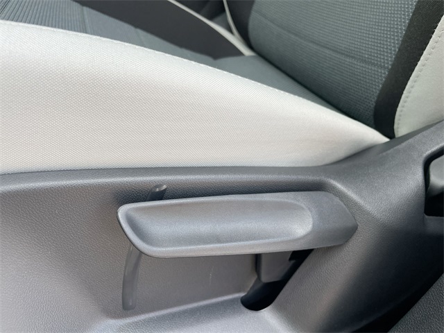2025 Volkswagen Taos S photo 27