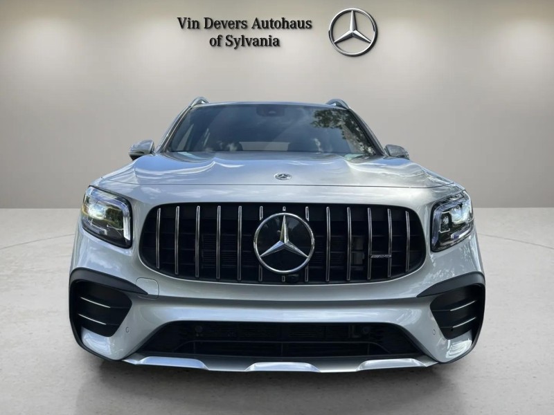2022 Mercedes Benz GLB AMG 35 4MATIC photo 2