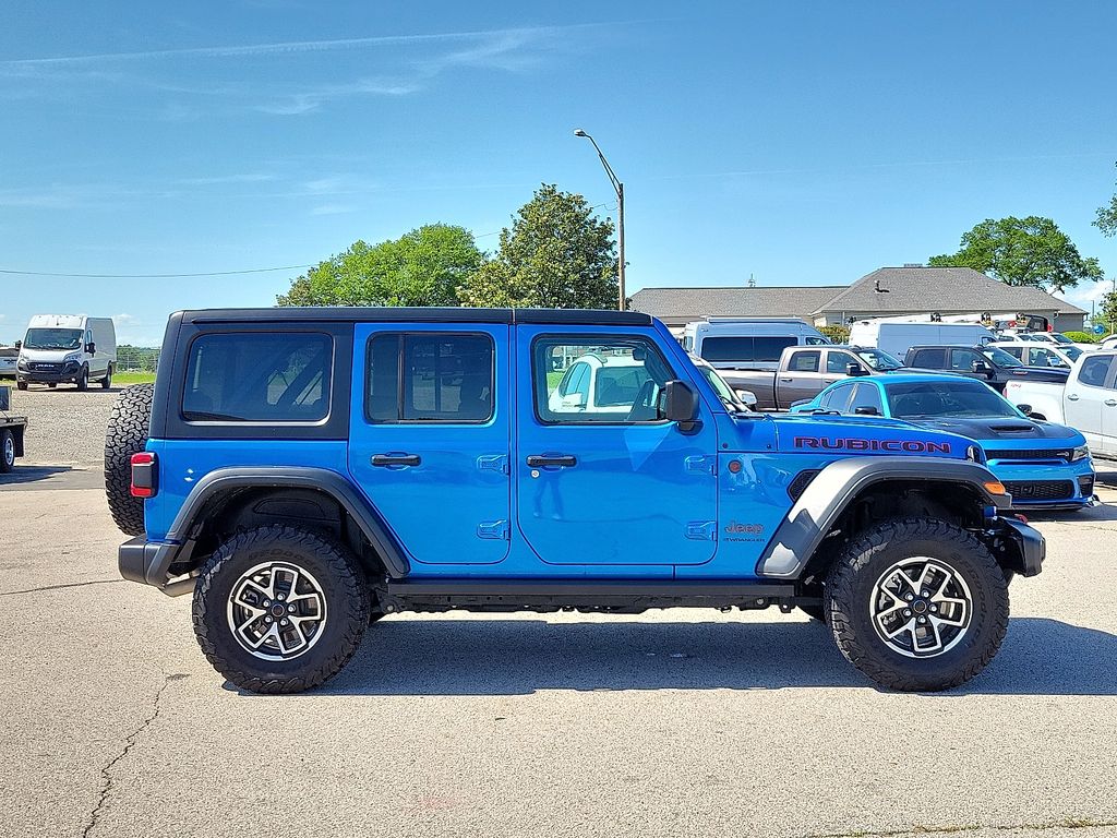 2024 Jeep Wrangler Rubicon photo 6