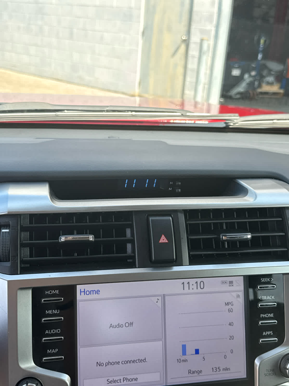2024 Toyota 4Runner SR5 photo 31