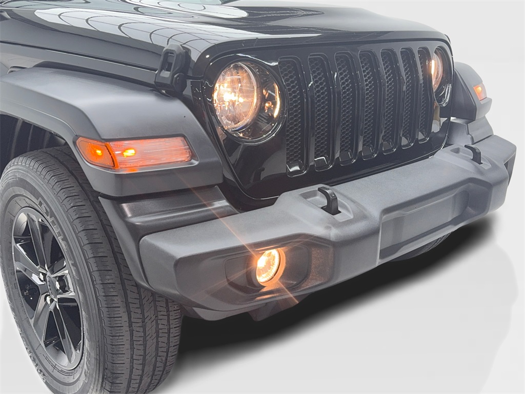 2023 Jeep Wrangler Sport photo 3