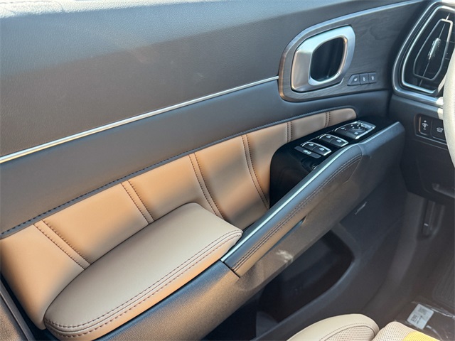 2025 Kia Sorento X-Line SX Prestige photo 33
