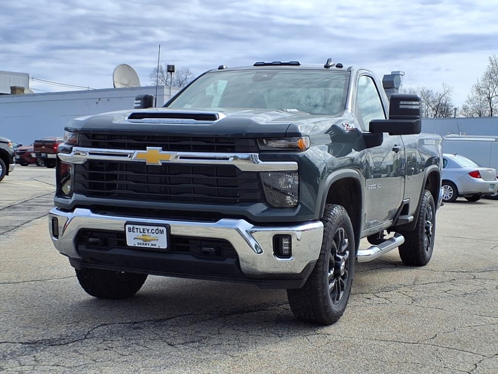 2025 Chevrolet Silverado 2500HD LT photo 10
