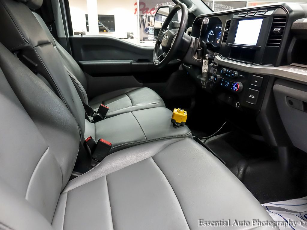 2023 FORD F-450 - Image 18