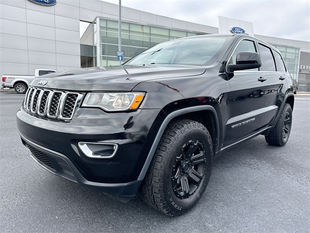 2018 Jeep Grand Cherokee Laredo E's photo